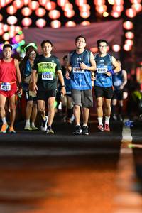BIB: 43115, 41449, 42034, 4132
                            <button type="button" onclick="openModal(17066970)" class="btn btn-primary btn-sm float-right btn-popup" data-toggle="modal" data-target=".modal-high-quality">
                        <i class="fas fa-shopping-cart"></i> Add to Cart
                    </button>
                                            <button type="button" onclick="isThisMe(17066970, true)" class="btn btn-success btn-sm float-right btn-popup btn-isme hidden" data-toggle="tooltip" data-placement="bottom" title="นี่คือรูปของคุณใช่ไหม คลิกที่นี่เพื่อเอาเข้าอัลบั้ม">
                        <i class="fas fa-plus"></i> Add to album
                    </button>
                    <button type="button" onclick="isThisMe(17066970, false)" class="btn btn-warning btn-sm float-right btn-popup btn-isnotme hidden">
                        <i class="fas fa-ban"></i> Remove from album
                    </button>