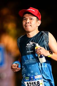 BIB: 2022, 9158
                            <button type="button" onclick="openModal(17926362)" class="btn btn-primary btn-sm float-right btn-popup" data-toggle="modal" data-target=".modal-high-quality">
                        <i class="fas fa-shopping-cart"></i> Add to Cart
                    </button>
                                            <button type="button" onclick="isThisMe(17926362, true)" class="btn btn-success btn-sm float-right btn-popup btn-isme hidden" data-toggle="tooltip" data-placement="bottom" title="นี่คือรูปของคุณใช่ไหม คลิกที่นี่เพื่อเอาเข้าอัลบั้ม">
                        <i class="fas fa-plus"></i> Add to album
                    </button>
                    <button type="button" onclick="isThisMe(17926362, false)" class="btn btn-warning btn-sm float-right btn-popup btn-isnotme hidden">
                        <i class="fas fa-ban"></i> Remove from album
                    </button>