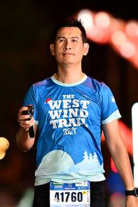 BIB: 2321, 41760
                            <button type="button" onclick="openModal(18157741)" class="btn btn-primary btn-sm float-right btn-popup" data-toggle="modal" data-target=".modal-high-quality">
                        <i class="fas fa-shopping-cart"></i> Add to Cart
                    </button>
                                            <button type="button" onclick="isThisMe(18157741, true)" class="btn btn-success btn-sm float-right btn-popup btn-isme hidden" data-toggle="tooltip" data-placement="bottom" title="นี่คือรูปของคุณใช่ไหม คลิกที่นี่เพื่อเอาเข้าอัลบั้ม">
                        <i class="fas fa-plus"></i> Add to album
                    </button>
                    <button type="button" onclick="isThisMe(18157741, false)" class="btn btn-warning btn-sm float-right btn-popup btn-isnotme hidden">
                        <i class="fas fa-ban"></i> Remove from album
                    </button>
