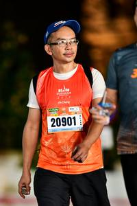 BIB: 2022, 20901
                            <button type="button" onclick="openModal(17925133)" class="btn btn-primary btn-sm float-right btn-popup" data-toggle="modal" data-target=".modal-high-quality">
                        <i class="fas fa-shopping-cart"></i> Add to Cart
                    </button>
                                            <button type="button" onclick="isThisMe(17925133, true)" class="btn btn-success btn-sm float-right btn-popup btn-isme hidden" data-toggle="tooltip" data-placement="bottom" title="นี่คือรูปของคุณใช่ไหม คลิกที่นี่เพื่อเอาเข้าอัลบั้ม">
                        <i class="fas fa-plus"></i> Add to album
                    </button>
                    <button type="button" onclick="isThisMe(17925133, false)" class="btn btn-warning btn-sm float-right btn-popup btn-isnotme hidden">
                        <i class="fas fa-ban"></i> Remove from album
                    </button>