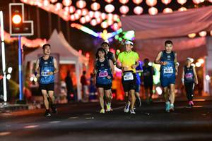 BIB: 4104, 40378, 402
                            <button type="button" onclick="openModal(17057680)" class="btn btn-primary btn-sm float-right btn-popup" data-toggle="modal" data-target=".modal-high-quality">
                        <i class="fas fa-shopping-cart"></i> Add to Cart
                    </button>
                                            <button type="button" onclick="isThisMe(17057680, true)" class="btn btn-success btn-sm float-right btn-popup btn-isme hidden" data-toggle="tooltip" data-placement="bottom" title="นี่คือรูปของคุณใช่ไหม คลิกที่นี่เพื่อเอาเข้าอัลบั้ม">
                        <i class="fas fa-plus"></i> Add to album
                    </button>
                    <button type="button" onclick="isThisMe(17057680, false)" class="btn btn-warning btn-sm float-right btn-popup btn-isnotme hidden">
                        <i class="fas fa-ban"></i> Remove from album
                    </button>