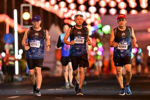 BIB: 42515, 42969, 4279
                            <button type="button" onclick="openModal(17077756)" class="btn btn-primary btn-sm float-right btn-popup" data-toggle="modal" data-target=".modal-high-quality">
                        <i class="fas fa-shopping-cart"></i> Add to Cart
                    </button>
                                            <button type="button" onclick="isThisMe(17077756, true)" class="btn btn-success btn-sm float-right btn-popup btn-isme hidden" data-toggle="tooltip" data-placement="bottom" title="นี่คือรูปของคุณใช่ไหม คลิกที่นี่เพื่อเอาเข้าอัลบั้ม">
                        <i class="fas fa-plus"></i> Add to album
                    </button>
                    <button type="button" onclick="isThisMe(17077756, false)" class="btn btn-warning btn-sm float-right btn-popup btn-isnotme hidden">
                        <i class="fas fa-ban"></i> Remove from album
                    </button>