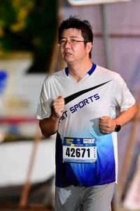 BIB: 42671
                            <button type="button" onclick="openModal(18159733)" class="btn btn-primary btn-sm float-right btn-popup" data-toggle="modal" data-target=".modal-high-quality">
                        <i class="fas fa-shopping-cart"></i> Add to Cart
                    </button>
                                            <button type="button" onclick="isThisMe(18159733, true)" class="btn btn-success btn-sm float-right btn-popup btn-isme hidden" data-toggle="tooltip" data-placement="bottom" title="นี่คือรูปของคุณใช่ไหม คลิกที่นี่เพื่อเอาเข้าอัลบั้ม">
                        <i class="fas fa-plus"></i> Add to album
                    </button>
                    <button type="button" onclick="isThisMe(18159733, false)" class="btn btn-warning btn-sm float-right btn-popup btn-isnotme hidden">
                        <i class="fas fa-ban"></i> Remove from album
                    </button>