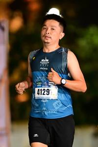 BIB: 2022, 4129
                            <button type="button" onclick="openModal(18159983)" class="btn btn-primary btn-sm float-right btn-popup" data-toggle="modal" data-target=".modal-high-quality">
                        <i class="fas fa-shopping-cart"></i> Add to Cart
                    </button>
                                            <button type="button" onclick="isThisMe(18159983, true)" class="btn btn-success btn-sm float-right btn-popup btn-isme hidden" data-toggle="tooltip" data-placement="bottom" title="นี่คือรูปของคุณใช่ไหม คลิกที่นี่เพื่อเอาเข้าอัลบั้ม">
                        <i class="fas fa-plus"></i> Add to album
                    </button>
                    <button type="button" onclick="isThisMe(18159983, false)" class="btn btn-warning btn-sm float-right btn-popup btn-isnotme hidden">
                        <i class="fas fa-ban"></i> Remove from album
                    </button>