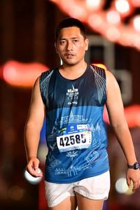 BIB: 2022, 42585
                            <button type="button" onclick="openModal(18159515)" class="btn btn-primary btn-sm float-right btn-popup" data-toggle="modal" data-target=".modal-high-quality">
                        <i class="fas fa-shopping-cart"></i> Add to Cart
                    </button>
                                            <button type="button" onclick="isThisMe(18159515, true)" class="btn btn-success btn-sm float-right btn-popup btn-isme hidden" data-toggle="tooltip" data-placement="bottom" title="นี่คือรูปของคุณใช่ไหม คลิกที่นี่เพื่อเอาเข้าอัลบั้ม">
                        <i class="fas fa-plus"></i> Add to album
                    </button>
                    <button type="button" onclick="isThisMe(18159515, false)" class="btn btn-warning btn-sm float-right btn-popup btn-isnotme hidden">
                        <i class="fas fa-ban"></i> Remove from album
                    </button>