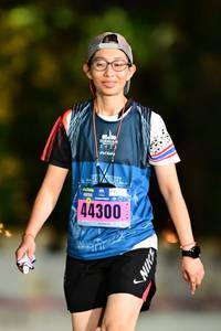 BIB: 44300
                            <button type="button" onclick="openModal(18159894)" class="btn btn-primary btn-sm float-right btn-popup" data-toggle="modal" data-target=".modal-high-quality">
                        <i class="fas fa-shopping-cart"></i> Add to Cart
                    </button>
                                            <button type="button" onclick="isThisMe(18159894, true)" class="btn btn-success btn-sm float-right btn-popup btn-isme hidden" data-toggle="tooltip" data-placement="bottom" title="นี่คือรูปของคุณใช่ไหม คลิกที่นี่เพื่อเอาเข้าอัลบั้ม">
                        <i class="fas fa-plus"></i> Add to album
                    </button>
                    <button type="button" onclick="isThisMe(18159894, false)" class="btn btn-warning btn-sm float-right btn-popup btn-isnotme hidden">
                        <i class="fas fa-ban"></i> Remove from album
                    </button>