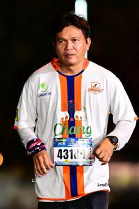 BIB: 43109
                            <button type="button" onclick="openModal(18068004)" class="btn btn-primary btn-sm float-right btn-popup" data-toggle="modal" data-target=".modal-high-quality">
                        <i class="fas fa-shopping-cart"></i> Add to Cart
                    </button>
                                            <button type="button" onclick="isThisMe(18068004, true)" class="btn btn-success btn-sm float-right btn-popup btn-isme hidden" data-toggle="tooltip" data-placement="bottom" title="นี่คือรูปของคุณใช่ไหม คลิกที่นี่เพื่อเอาเข้าอัลบั้ม">
                        <i class="fas fa-plus"></i> Add to album
                    </button>
                    <button type="button" onclick="isThisMe(18068004, false)" class="btn btn-warning btn-sm float-right btn-popup btn-isnotme hidden">
                        <i class="fas fa-ban"></i> Remove from album
                    </button>