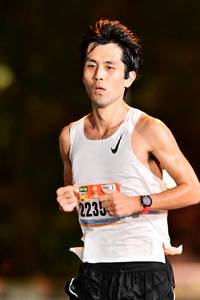 BIB: 301, 2235
                            <button type="button" onclick="openModal(17918521)" class="btn btn-primary btn-sm float-right btn-popup" data-toggle="modal" data-target=".modal-high-quality">
                        <i class="fas fa-shopping-cart"></i> Add to Cart
                    </button>
                                            <button type="button" onclick="isThisMe(17918521, true)" class="btn btn-success btn-sm float-right btn-popup btn-isme hidden" data-toggle="tooltip" data-placement="bottom" title="นี่คือรูปของคุณใช่ไหม คลิกที่นี่เพื่อเอาเข้าอัลบั้ม">
                        <i class="fas fa-plus"></i> Add to album
                    </button>
                    <button type="button" onclick="isThisMe(17918521, false)" class="btn btn-warning btn-sm float-right btn-popup btn-isnotme hidden">
                        <i class="fas fa-ban"></i> Remove from album
                    </button>