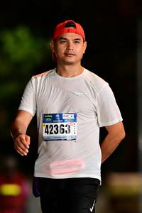 BIB: 42363
                            <button type="button" onclick="openModal(18157731)" class="btn btn-primary btn-sm float-right btn-popup" data-toggle="modal" data-target=".modal-high-quality">
                        <i class="fas fa-shopping-cart"></i> Add to Cart
                    </button>
                                            <button type="button" onclick="isThisMe(18157731, true)" class="btn btn-success btn-sm float-right btn-popup btn-isme hidden" data-toggle="tooltip" data-placement="bottom" title="นี่คือรูปของคุณใช่ไหม คลิกที่นี่เพื่อเอาเข้าอัลบั้ม">
                        <i class="fas fa-plus"></i> Add to album
                    </button>
                    <button type="button" onclick="isThisMe(18157731, false)" class="btn btn-warning btn-sm float-right btn-popup btn-isnotme hidden">
                        <i class="fas fa-ban"></i> Remove from album
                    </button>