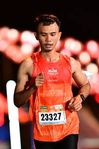 BIB: 2022, 23327
                            <button type="button" onclick="openModal(17921277)" class="btn btn-primary btn-sm float-right btn-popup" data-toggle="modal" data-target=".modal-high-quality">
                        <i class="fas fa-shopping-cart"></i> Add to Cart
                    </button>
                                            <button type="button" onclick="isThisMe(17921277, true)" class="btn btn-success btn-sm float-right btn-popup btn-isme hidden" data-toggle="tooltip" data-placement="bottom" title="นี่คือรูปของคุณใช่ไหม คลิกที่นี่เพื่อเอาเข้าอัลบั้ม">
                        <i class="fas fa-plus"></i> Add to album
                    </button>
                    <button type="button" onclick="isThisMe(17921277, false)" class="btn btn-warning btn-sm float-right btn-popup btn-isnotme hidden">
                        <i class="fas fa-ban"></i> Remove from album
                    </button>