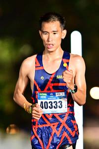 BIB: 40333
                            <button type="button" onclick="openModal(17918347)" class="btn btn-primary btn-sm float-right btn-popup" data-toggle="modal" data-target=".modal-high-quality">
                        <i class="fas fa-shopping-cart"></i> Add to Cart
                    </button>
                                            <button type="button" onclick="isThisMe(17918347, true)" class="btn btn-success btn-sm float-right btn-popup btn-isme hidden" data-toggle="tooltip" data-placement="bottom" title="นี่คือรูปของคุณใช่ไหม คลิกที่นี่เพื่อเอาเข้าอัลบั้ม">
                        <i class="fas fa-plus"></i> Add to album
                    </button>
                    <button type="button" onclick="isThisMe(17918347, false)" class="btn btn-warning btn-sm float-right btn-popup btn-isnotme hidden">
                        <i class="fas fa-ban"></i> Remove from album
                    </button>