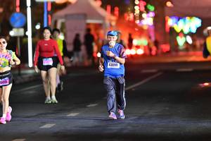 BIB: 43098, 8415
                            <button type="button" onclick="openModal(17237775)" class="btn btn-primary btn-sm float-right btn-popup" data-toggle="modal" data-target=".modal-high-quality">
                        <i class="fas fa-shopping-cart"></i> Add to Cart
                    </button>
                                            <button type="button" onclick="isThisMe(17237775, true)" class="btn btn-success btn-sm float-right btn-popup btn-isme hidden" data-toggle="tooltip" data-placement="bottom" title="นี่คือรูปของคุณใช่ไหม คลิกที่นี่เพื่อเอาเข้าอัลบั้ม">
                        <i class="fas fa-plus"></i> Add to album
                    </button>
                    <button type="button" onclick="isThisMe(17237775, false)" class="btn btn-warning btn-sm float-right btn-popup btn-isnotme hidden">
                        <i class="fas fa-ban"></i> Remove from album
                    </button>