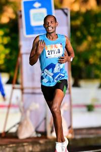 BIB: 210
                            <button type="button" onclick="openModal(17988586)" class="btn btn-primary btn-sm float-right btn-popup" data-toggle="modal" data-target=".modal-high-quality">
                        <i class="fas fa-shopping-cart"></i> Add to Cart
                    </button>
                                            <button type="button" onclick="isThisMe(17988586, true)" class="btn btn-success btn-sm float-right btn-popup btn-isme hidden" data-toggle="tooltip" data-placement="bottom" title="นี่คือรูปของคุณใช่ไหม คลิกที่นี่เพื่อเอาเข้าอัลบั้ม">
                        <i class="fas fa-plus"></i> Add to album
                    </button>
                    <button type="button" onclick="isThisMe(17988586, false)" class="btn btn-warning btn-sm float-right btn-popup btn-isnotme hidden">
                        <i class="fas fa-ban"></i> Remove from album
                    </button>