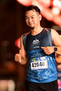 BIB: 42048
                            <button type="button" onclick="openModal(18158683)" class="btn btn-primary btn-sm float-right btn-popup" data-toggle="modal" data-target=".modal-high-quality">
                        <i class="fas fa-shopping-cart"></i> Add to Cart
                    </button>
                                            <button type="button" onclick="isThisMe(18158683, true)" class="btn btn-success btn-sm float-right btn-popup btn-isme hidden" data-toggle="tooltip" data-placement="bottom" title="นี่คือรูปของคุณใช่ไหม คลิกที่นี่เพื่อเอาเข้าอัลบั้ม">
                        <i class="fas fa-plus"></i> Add to album
                    </button>
                    <button type="button" onclick="isThisMe(18158683, false)" class="btn btn-warning btn-sm float-right btn-popup btn-isnotme hidden">
                        <i class="fas fa-ban"></i> Remove from album
                    </button>