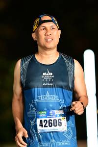 BIB: 2022, 42606
                            <button type="button" onclick="openModal(18156192)" class="btn btn-primary btn-sm float-right btn-popup" data-toggle="modal" data-target=".modal-high-quality">
                        <i class="fas fa-shopping-cart"></i> Add to Cart
                    </button>
                                            <button type="button" onclick="isThisMe(18156192, true)" class="btn btn-success btn-sm float-right btn-popup btn-isme hidden" data-toggle="tooltip" data-placement="bottom" title="นี่คือรูปของคุณใช่ไหม คลิกที่นี่เพื่อเอาเข้าอัลบั้ม">
                        <i class="fas fa-plus"></i> Add to album
                    </button>
                    <button type="button" onclick="isThisMe(18156192, false)" class="btn btn-warning btn-sm float-right btn-popup btn-isnotme hidden">
                        <i class="fas fa-ban"></i> Remove from album
                    </button>