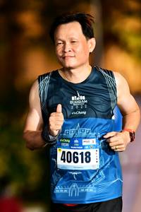 BIB: 40618
                            <button type="button" onclick="openModal(17927622)" class="btn btn-primary btn-sm float-right btn-popup" data-toggle="modal" data-target=".modal-high-quality">
                        <i class="fas fa-shopping-cart"></i> Add to Cart
                    </button>
                                            <button type="button" onclick="isThisMe(17927622, true)" class="btn btn-success btn-sm float-right btn-popup btn-isme hidden" data-toggle="tooltip" data-placement="bottom" title="นี่คือรูปของคุณใช่ไหม คลิกที่นี่เพื่อเอาเข้าอัลบั้ม">
                        <i class="fas fa-plus"></i> Add to album
                    </button>
                    <button type="button" onclick="isThisMe(17927622, false)" class="btn btn-warning btn-sm float-right btn-popup btn-isnotme hidden">
                        <i class="fas fa-ban"></i> Remove from album
                    </button>