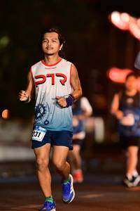 BIB: 231
                            <button type="button" onclick="openModal(16651645)" class="btn btn-primary btn-sm float-right btn-popup" data-toggle="modal" data-target=".modal-high-quality">
                        <i class="fas fa-shopping-cart"></i> Add to Cart
                    </button>
                                            <button type="button" onclick="isThisMe(16651645, true)" class="btn btn-success btn-sm float-right btn-popup btn-isme hidden" data-toggle="tooltip" data-placement="bottom" title="นี่คือรูปของคุณใช่ไหม คลิกที่นี่เพื่อเอาเข้าอัลบั้ม">
                        <i class="fas fa-plus"></i> Add to album
                    </button>
                    <button type="button" onclick="isThisMe(16651645, false)" class="btn btn-warning btn-sm float-right btn-popup btn-isnotme hidden">
                        <i class="fas fa-ban"></i> Remove from album
                    </button>