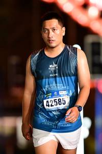 BIB: 202, 42585
                            <button type="button" onclick="openModal(18159526)" class="btn btn-primary btn-sm float-right btn-popup" data-toggle="modal" data-target=".modal-high-quality">
                        <i class="fas fa-shopping-cart"></i> Add to Cart
                    </button>
                                            <button type="button" onclick="isThisMe(18159526, true)" class="btn btn-success btn-sm float-right btn-popup btn-isme hidden" data-toggle="tooltip" data-placement="bottom" title="นี่คือรูปของคุณใช่ไหม คลิกที่นี่เพื่อเอาเข้าอัลบั้ม">
                        <i class="fas fa-plus"></i> Add to album
                    </button>
                    <button type="button" onclick="isThisMe(18159526, false)" class="btn btn-warning btn-sm float-right btn-popup btn-isnotme hidden">
                        <i class="fas fa-ban"></i> Remove from album
                    </button>