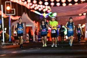 BIB: 1047, 40378, 40262
                            <button type="button" onclick="openModal(16760960)" class="btn btn-primary btn-sm float-right btn-popup" data-toggle="modal" data-target=".modal-high-quality">
                        <i class="fas fa-shopping-cart"></i> Add to Cart
                    </button>
                                            <button type="button" onclick="isThisMe(16760960, true)" class="btn btn-success btn-sm float-right btn-popup btn-isme hidden" data-toggle="tooltip" data-placement="bottom" title="นี่คือรูปของคุณใช่ไหม คลิกที่นี่เพื่อเอาเข้าอัลบั้ม">
                        <i class="fas fa-plus"></i> Add to album
                    </button>
                    <button type="button" onclick="isThisMe(16760960, false)" class="btn btn-warning btn-sm float-right btn-popup btn-isnotme hidden">
                        <i class="fas fa-ban"></i> Remove from album
                    </button>