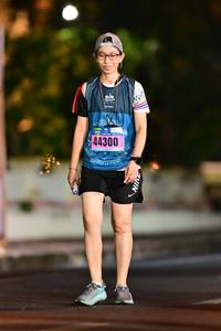 BIB: 44300
                            <button type="button" onclick="openModal(17087212)" class="btn btn-primary btn-sm float-right btn-popup" data-toggle="modal" data-target=".modal-high-quality">
                        <i class="fas fa-shopping-cart"></i> Add to Cart
                    </button>
                                            <button type="button" onclick="isThisMe(17087212, true)" class="btn btn-success btn-sm float-right btn-popup btn-isme hidden" data-toggle="tooltip" data-placement="bottom" title="นี่คือรูปของคุณใช่ไหม คลิกที่นี่เพื่อเอาเข้าอัลบั้ม">
                        <i class="fas fa-plus"></i> Add to album
                    </button>
                    <button type="button" onclick="isThisMe(17087212, false)" class="btn btn-warning btn-sm float-right btn-popup btn-isnotme hidden">
                        <i class="fas fa-ban"></i> Remove from album
                    </button>