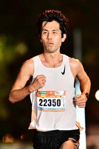 BIB: 22350
                            <button type="button" onclick="openModal(17918524)" class="btn btn-primary btn-sm float-right btn-popup" data-toggle="modal" data-target=".modal-high-quality">
                        <i class="fas fa-shopping-cart"></i> Add to Cart
                    </button>
                                            <button type="button" onclick="isThisMe(17918524, true)" class="btn btn-success btn-sm float-right btn-popup btn-isme hidden" data-toggle="tooltip" data-placement="bottom" title="นี่คือรูปของคุณใช่ไหม คลิกที่นี่เพื่อเอาเข้าอัลบั้ม">
                        <i class="fas fa-plus"></i> Add to album
                    </button>
                    <button type="button" onclick="isThisMe(17918524, false)" class="btn btn-warning btn-sm float-right btn-popup btn-isnotme hidden">
                        <i class="fas fa-ban"></i> Remove from album
                    </button>