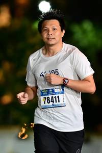 BIB: 495, 440, 78411
                            <button type="button" onclick="openModal(18159665)" class="btn btn-primary btn-sm float-right btn-popup" data-toggle="modal" data-target=".modal-high-quality">
                        <i class="fas fa-shopping-cart"></i> Add to Cart
                    </button>
                                            <button type="button" onclick="isThisMe(18159665, true)" class="btn btn-success btn-sm float-right btn-popup btn-isme hidden" data-toggle="tooltip" data-placement="bottom" title="นี่คือรูปของคุณใช่ไหม คลิกที่นี่เพื่อเอาเข้าอัลบั้ม">
                        <i class="fas fa-plus"></i> Add to album
                    </button>
                    <button type="button" onclick="isThisMe(18159665, false)" class="btn btn-warning btn-sm float-right btn-popup btn-isnotme hidden">
                        <i class="fas fa-ban"></i> Remove from album
                    </button>