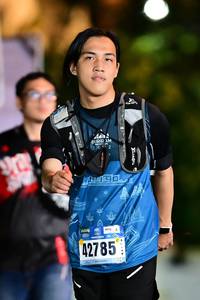 BIB: 42785
                            <button type="button" onclick="openModal(18159067)" class="btn btn-primary btn-sm float-right btn-popup" data-toggle="modal" data-target=".modal-high-quality">
                        <i class="fas fa-shopping-cart"></i> Add to Cart
                    </button>
                                            <button type="button" onclick="isThisMe(18159067, true)" class="btn btn-success btn-sm float-right btn-popup btn-isme hidden" data-toggle="tooltip" data-placement="bottom" title="นี่คือรูปของคุณใช่ไหม คลิกที่นี่เพื่อเอาเข้าอัลบั้ม">
                        <i class="fas fa-plus"></i> Add to album
                    </button>
                    <button type="button" onclick="isThisMe(18159067, false)" class="btn btn-warning btn-sm float-right btn-popup btn-isnotme hidden">
                        <i class="fas fa-ban"></i> Remove from album
                    </button>