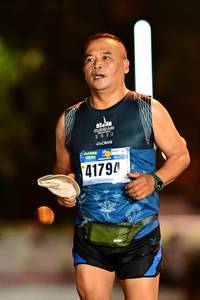 BIB: 2022, 41794
                            <button type="button" onclick="openModal(18157206)" class="btn btn-primary btn-sm float-right btn-popup" data-toggle="modal" data-target=".modal-high-quality">
                        <i class="fas fa-shopping-cart"></i> Add to Cart
                    </button>
                                            <button type="button" onclick="isThisMe(18157206, true)" class="btn btn-success btn-sm float-right btn-popup btn-isme hidden" data-toggle="tooltip" data-placement="bottom" title="นี่คือรูปของคุณใช่ไหม คลิกที่นี่เพื่อเอาเข้าอัลบั้ม">
                        <i class="fas fa-plus"></i> Add to album
                    </button>
                    <button type="button" onclick="isThisMe(18157206, false)" class="btn btn-warning btn-sm float-right btn-popup btn-isnotme hidden">
                        <i class="fas fa-ban"></i> Remove from album
                    </button>