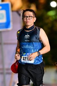 BIB: 421
                            <button type="button" onclick="openModal(18159938)" class="btn btn-primary btn-sm float-right btn-popup" data-toggle="modal" data-target=".modal-high-quality">
                        <i class="fas fa-shopping-cart"></i> Add to Cart
                    </button>
                                            <button type="button" onclick="isThisMe(18159938, true)" class="btn btn-success btn-sm float-right btn-popup btn-isme hidden" data-toggle="tooltip" data-placement="bottom" title="นี่คือรูปของคุณใช่ไหม คลิกที่นี่เพื่อเอาเข้าอัลบั้ม">
                        <i class="fas fa-plus"></i> Add to album
                    </button>
                    <button type="button" onclick="isThisMe(18159938, false)" class="btn btn-warning btn-sm float-right btn-popup btn-isnotme hidden">
                        <i class="fas fa-ban"></i> Remove from album
                    </button>