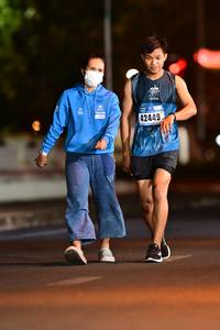 BIB: 42449
                            <button type="button" onclick="openModal(17092002)" class="btn btn-primary btn-sm float-right btn-popup" data-toggle="modal" data-target=".modal-high-quality">
                        <i class="fas fa-shopping-cart"></i> Add to Cart
                    </button>
                                            <button type="button" onclick="isThisMe(17092002, true)" class="btn btn-success btn-sm float-right btn-popup btn-isme hidden" data-toggle="tooltip" data-placement="bottom" title="นี่คือรูปของคุณใช่ไหม คลิกที่นี่เพื่อเอาเข้าอัลบั้ม">
                        <i class="fas fa-plus"></i> Add to album
                    </button>
                    <button type="button" onclick="isThisMe(17092002, false)" class="btn btn-warning btn-sm float-right btn-popup btn-isnotme hidden">
                        <i class="fas fa-ban"></i> Remove from album
                    </button>