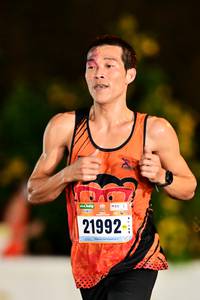 BIB: 21992
                            <button type="button" onclick="openModal(17918495)" class="btn btn-primary btn-sm float-right btn-popup" data-toggle="modal" data-target=".modal-high-quality">
                        <i class="fas fa-shopping-cart"></i> Add to Cart
                    </button>
                                            <button type="button" onclick="isThisMe(17918495, true)" class="btn btn-success btn-sm float-right btn-popup btn-isme hidden" data-toggle="tooltip" data-placement="bottom" title="นี่คือรูปของคุณใช่ไหม คลิกที่นี่เพื่อเอาเข้าอัลบั้ม">
                        <i class="fas fa-plus"></i> Add to album
                    </button>
                    <button type="button" onclick="isThisMe(17918495, false)" class="btn btn-warning btn-sm float-right btn-popup btn-isnotme hidden">
                        <i class="fas fa-ban"></i> Remove from album
                    </button>