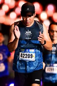 BIB: 2022, 100, 42209
                            <button type="button" onclick="openModal(18067903)" class="btn btn-primary btn-sm float-right btn-popup" data-toggle="modal" data-target=".modal-high-quality">
                        <i class="fas fa-shopping-cart"></i> Add to Cart
                    </button>
                                            <button type="button" onclick="isThisMe(18067903, true)" class="btn btn-success btn-sm float-right btn-popup btn-isme hidden" data-toggle="tooltip" data-placement="bottom" title="นี่คือรูปของคุณใช่ไหม คลิกที่นี่เพื่อเอาเข้าอัลบั้ม">
                        <i class="fas fa-plus"></i> Add to album
                    </button>
                    <button type="button" onclick="isThisMe(18067903, false)" class="btn btn-warning btn-sm float-right btn-popup btn-isnotme hidden">
                        <i class="fas fa-ban"></i> Remove from album
                    </button>
