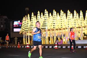 BIB: 4200
                            <button type="button" onclick="openModal(16572105)" class="btn btn-primary btn-sm float-right btn-popup" data-toggle="modal" data-target=".modal-high-quality">
                        <i class="fas fa-shopping-cart"></i> Add to Cart
                    </button>
                                            <button type="button" onclick="isThisMe(16572105, true)" class="btn btn-success btn-sm float-right btn-popup btn-isme hidden" data-toggle="tooltip" data-placement="bottom" title="นี่คือรูปของคุณใช่ไหม คลิกที่นี่เพื่อเอาเข้าอัลบั้ม">
                        <i class="fas fa-plus"></i> Add to album
                    </button>
                    <button type="button" onclick="isThisMe(16572105, false)" class="btn btn-warning btn-sm float-right btn-popup btn-isnotme hidden">
                        <i class="fas fa-ban"></i> Remove from album
                    </button>