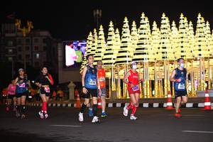BIB: 674
                            <button type="button" onclick="openModal(16568042)" class="btn btn-primary btn-sm float-right btn-popup" data-toggle="modal" data-target=".modal-high-quality">
                        <i class="fas fa-shopping-cart"></i> Add to Cart
                    </button>
                                            <button type="button" onclick="isThisMe(16568042, true)" class="btn btn-success btn-sm float-right btn-popup btn-isme hidden" data-toggle="tooltip" data-placement="bottom" title="นี่คือรูปของคุณใช่ไหม คลิกที่นี่เพื่อเอาเข้าอัลบั้ม">
                        <i class="fas fa-plus"></i> Add to album
                    </button>
                    <button type="button" onclick="isThisMe(16568042, false)" class="btn btn-warning btn-sm float-right btn-popup btn-isnotme hidden">
                        <i class="fas fa-ban"></i> Remove from album
                    </button>