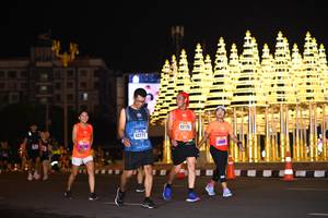 BIB: 23775, 42777
                            <button type="button" onclick="openModal(16581481)" class="btn btn-primary btn-sm float-right btn-popup" data-toggle="modal" data-target=".modal-high-quality">
                        <i class="fas fa-shopping-cart"></i> Add to Cart
                    </button>
                                            <button type="button" onclick="isThisMe(16581481, true)" class="btn btn-success btn-sm float-right btn-popup btn-isme hidden" data-toggle="tooltip" data-placement="bottom" title="นี่คือรูปของคุณใช่ไหม คลิกที่นี่เพื่อเอาเข้าอัลบั้ม">
                        <i class="fas fa-plus"></i> Add to album
                    </button>
                    <button type="button" onclick="isThisMe(16581481, false)" class="btn btn-warning btn-sm float-right btn-popup btn-isnotme hidden">
                        <i class="fas fa-ban"></i> Remove from album
                    </button>
