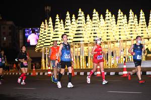 BIB: 674, 4412
                            <button type="button" onclick="openModal(16568125)" class="btn btn-primary btn-sm float-right btn-popup" data-toggle="modal" data-target=".modal-high-quality">
                        <i class="fas fa-shopping-cart"></i> Add to Cart
                    </button>
                                            <button type="button" onclick="isThisMe(16568125, true)" class="btn btn-success btn-sm float-right btn-popup btn-isme hidden" data-toggle="tooltip" data-placement="bottom" title="นี่คือรูปของคุณใช่ไหม คลิกที่นี่เพื่อเอาเข้าอัลบั้ม">
                        <i class="fas fa-plus"></i> Add to album
                    </button>
                    <button type="button" onclick="isThisMe(16568125, false)" class="btn btn-warning btn-sm float-right btn-popup btn-isnotme hidden">
                        <i class="fas fa-ban"></i> Remove from album
                    </button>