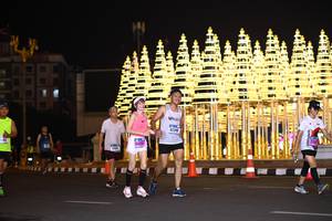 BIB: 423, 7746, 44257
                            <button type="button" onclick="openModal(16462981)" class="btn btn-primary btn-sm float-right btn-popup" data-toggle="modal" data-target=".modal-high-quality">
                        <i class="fas fa-shopping-cart"></i> Add to Cart
                    </button>
                                            <button type="button" onclick="isThisMe(16462981, true)" class="btn btn-success btn-sm float-right btn-popup btn-isme hidden" data-toggle="tooltip" data-placement="bottom" title="นี่คือรูปของคุณใช่ไหม คลิกที่นี่เพื่อเอาเข้าอัลบั้ม">
                        <i class="fas fa-plus"></i> Add to album
                    </button>
                    <button type="button" onclick="isThisMe(16462981, false)" class="btn btn-warning btn-sm float-right btn-popup btn-isnotme hidden">
                        <i class="fas fa-ban"></i> Remove from album
                    </button>