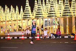 BIB: 41220
                            <button type="button" onclick="openModal(16350239)" class="btn btn-primary btn-sm float-right btn-popup" data-toggle="modal" data-target=".modal-high-quality">
                        <i class="fas fa-shopping-cart"></i> Add to Cart
                    </button>
                                            <button type="button" onclick="isThisMe(16350239, true)" class="btn btn-success btn-sm float-right btn-popup btn-isme hidden" data-toggle="tooltip" data-placement="bottom" title="นี่คือรูปของคุณใช่ไหม คลิกที่นี่เพื่อเอาเข้าอัลบั้ม">
                        <i class="fas fa-plus"></i> Add to album
                    </button>
                    <button type="button" onclick="isThisMe(16350239, false)" class="btn btn-warning btn-sm float-right btn-popup btn-isnotme hidden">
                        <i class="fas fa-ban"></i> Remove from album
                    </button>