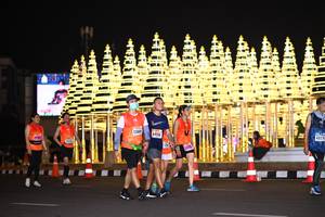 BIB: 64256, 432
                            <button type="button" onclick="openModal(16593781)" class="btn btn-primary btn-sm float-right btn-popup" data-toggle="modal" data-target=".modal-high-quality">
                        <i class="fas fa-shopping-cart"></i> Add to Cart
                    </button>
                                            <button type="button" onclick="isThisMe(16593781, true)" class="btn btn-success btn-sm float-right btn-popup btn-isme hidden" data-toggle="tooltip" data-placement="bottom" title="นี่คือรูปของคุณใช่ไหม คลิกที่นี่เพื่อเอาเข้าอัลบั้ม">
                        <i class="fas fa-plus"></i> Add to album
                    </button>
                    <button type="button" onclick="isThisMe(16593781, false)" class="btn btn-warning btn-sm float-right btn-popup btn-isnotme hidden">
                        <i class="fas fa-ban"></i> Remove from album
                    </button>