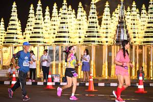 BIB: 4309
                            <button type="button" onclick="openModal(16363809)" class="btn btn-primary btn-sm float-right btn-popup" data-toggle="modal" data-target=".modal-high-quality">
                        <i class="fas fa-shopping-cart"></i> Add to Cart
                    </button>
                                            <button type="button" onclick="isThisMe(16363809, true)" class="btn btn-success btn-sm float-right btn-popup btn-isme hidden" data-toggle="tooltip" data-placement="bottom" title="นี่คือรูปของคุณใช่ไหม คลิกที่นี่เพื่อเอาเข้าอัลบั้ม">
                        <i class="fas fa-plus"></i> Add to album
                    </button>
                    <button type="button" onclick="isThisMe(16363809, false)" class="btn btn-warning btn-sm float-right btn-popup btn-isnotme hidden">
                        <i class="fas fa-ban"></i> Remove from album
                    </button>