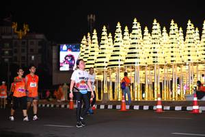 BIB: 25701, 273
                            <button type="button" onclick="openModal(16595012)" class="btn btn-primary btn-sm float-right btn-popup" data-toggle="modal" data-target=".modal-high-quality">
                        <i class="fas fa-shopping-cart"></i> Add to Cart
                    </button>
                                            <button type="button" onclick="isThisMe(16595012, true)" class="btn btn-success btn-sm float-right btn-popup btn-isme hidden" data-toggle="tooltip" data-placement="bottom" title="นี่คือรูปของคุณใช่ไหม คลิกที่นี่เพื่อเอาเข้าอัลบั้ม">
                        <i class="fas fa-plus"></i> Add to album
                    </button>
                    <button type="button" onclick="isThisMe(16595012, false)" class="btn btn-warning btn-sm float-right btn-popup btn-isnotme hidden">
                        <i class="fas fa-ban"></i> Remove from album
                    </button>