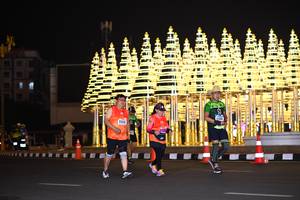 BIB: 233
                            <button type="button" onclick="openModal(16467492)" class="btn btn-primary btn-sm float-right btn-popup" data-toggle="modal" data-target=".modal-high-quality">
                        <i class="fas fa-shopping-cart"></i> Add to Cart
                    </button>
                                            <button type="button" onclick="isThisMe(16467492, true)" class="btn btn-success btn-sm float-right btn-popup btn-isme hidden" data-toggle="tooltip" data-placement="bottom" title="นี่คือรูปของคุณใช่ไหม คลิกที่นี่เพื่อเอาเข้าอัลบั้ม">
                        <i class="fas fa-plus"></i> Add to album
                    </button>
                    <button type="button" onclick="isThisMe(16467492, false)" class="btn btn-warning btn-sm float-right btn-popup btn-isnotme hidden">
                        <i class="fas fa-ban"></i> Remove from album
                    </button>