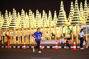 BIB: 4472
                            <button type="button" onclick="openModal(16349001)" class="btn btn-primary btn-sm float-right btn-popup" data-toggle="modal" data-target=".modal-high-quality">
                        <i class="fas fa-shopping-cart"></i> Add to Cart
                    </button>
                                            <button type="button" onclick="isThisMe(16349001, true)" class="btn btn-success btn-sm float-right btn-popup btn-isme hidden" data-toggle="tooltip" data-placement="bottom" title="นี่คือรูปของคุณใช่ไหม คลิกที่นี่เพื่อเอาเข้าอัลบั้ม">
                        <i class="fas fa-plus"></i> Add to album
                    </button>
                    <button type="button" onclick="isThisMe(16349001, false)" class="btn btn-warning btn-sm float-right btn-popup btn-isnotme hidden">
                        <i class="fas fa-ban"></i> Remove from album
                    </button>