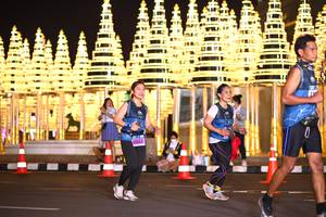 BIB: 44663, 
                            <button type="button" onclick="openModal(16372533)" class="btn btn-primary btn-sm float-right btn-popup" data-toggle="modal" data-target=".modal-high-quality">
                        <i class="fas fa-shopping-cart"></i> Add to Cart
                    </button>
                                            <button type="button" onclick="isThisMe(16372533, true)" class="btn btn-success btn-sm float-right btn-popup btn-isme hidden" data-toggle="tooltip" data-placement="bottom" title="นี่คือรูปของคุณใช่ไหม คลิกที่นี่เพื่อเอาเข้าอัลบั้ม">
                        <i class="fas fa-plus"></i> Add to album
                    </button>
                    <button type="button" onclick="isThisMe(16372533, false)" class="btn btn-warning btn-sm float-right btn-popup btn-isnotme hidden">
                        <i class="fas fa-ban"></i> Remove from album
                    </button>