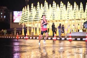 BIB: 41012
                            <button type="button" onclick="openModal(16908343)" class="btn btn-primary btn-sm float-right btn-popup" data-toggle="modal" data-target=".modal-high-quality">
                        <i class="fas fa-shopping-cart"></i> Add to Cart
                    </button>
                                            <button type="button" onclick="isThisMe(16908343, true)" class="btn btn-success btn-sm float-right btn-popup btn-isme hidden" data-toggle="tooltip" data-placement="bottom" title="นี่คือรูปของคุณใช่ไหม คลิกที่นี่เพื่อเอาเข้าอัลบั้ม">
                        <i class="fas fa-plus"></i> Add to album
                    </button>
                    <button type="button" onclick="isThisMe(16908343, false)" class="btn btn-warning btn-sm float-right btn-popup btn-isnotme hidden">
                        <i class="fas fa-ban"></i> Remove from album
                    </button>