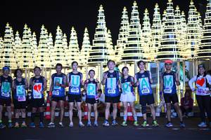 BIB: 4319, 41566, 40383, 
                            <button type="button" onclick="openModal(16388285)" class="btn btn-primary btn-sm float-right btn-popup" data-toggle="modal" data-target=".modal-high-quality">
                        <i class="fas fa-shopping-cart"></i> Add to Cart
                    </button>
                                            <button type="button" onclick="isThisMe(16388285, true)" class="btn btn-success btn-sm float-right btn-popup btn-isme hidden" data-toggle="tooltip" data-placement="bottom" title="นี่คือรูปของคุณใช่ไหม คลิกที่นี่เพื่อเอาเข้าอัลบั้ม">
                        <i class="fas fa-plus"></i> Add to album
                    </button>
                    <button type="button" onclick="isThisMe(16388285, false)" class="btn btn-warning btn-sm float-right btn-popup btn-isnotme hidden">
                        <i class="fas fa-ban"></i> Remove from album
                    </button>