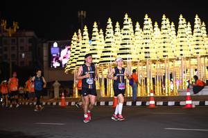 BIB: 4127, 442
                            <button type="button" onclick="openModal(16574186)" class="btn btn-primary btn-sm float-right btn-popup" data-toggle="modal" data-target=".modal-high-quality">
                        <i class="fas fa-shopping-cart"></i> Add to Cart
                    </button>
                                            <button type="button" onclick="isThisMe(16574186, true)" class="btn btn-success btn-sm float-right btn-popup btn-isme hidden" data-toggle="tooltip" data-placement="bottom" title="นี่คือรูปของคุณใช่ไหม คลิกที่นี่เพื่อเอาเข้าอัลบั้ม">
                        <i class="fas fa-plus"></i> Add to album
                    </button>
                    <button type="button" onclick="isThisMe(16574186, false)" class="btn btn-warning btn-sm float-right btn-popup btn-isnotme hidden">
                        <i class="fas fa-ban"></i> Remove from album
                    </button>