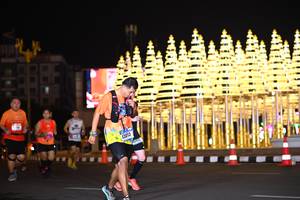 BIB: 43013
                            <button type="button" onclick="openModal(16569272)" class="btn btn-primary btn-sm float-right btn-popup" data-toggle="modal" data-target=".modal-high-quality">
                        <i class="fas fa-shopping-cart"></i> Add to Cart
                    </button>
                                            <button type="button" onclick="isThisMe(16569272, true)" class="btn btn-success btn-sm float-right btn-popup btn-isme hidden" data-toggle="tooltip" data-placement="bottom" title="นี่คือรูปของคุณใช่ไหม คลิกที่นี่เพื่อเอาเข้าอัลบั้ม">
                        <i class="fas fa-plus"></i> Add to album
                    </button>
                    <button type="button" onclick="isThisMe(16569272, false)" class="btn btn-warning btn-sm float-right btn-popup btn-isnotme hidden">
                        <i class="fas fa-ban"></i> Remove from album
                    </button>
