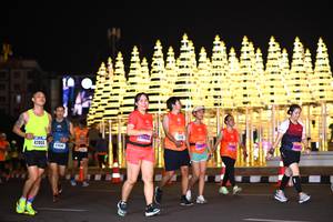 BIB: 42055, 250
                            <button type="button" onclick="openModal(16570199)" class="btn btn-primary btn-sm float-right btn-popup" data-toggle="modal" data-target=".modal-high-quality">
                        <i class="fas fa-shopping-cart"></i> Add to Cart
                    </button>
                                            <button type="button" onclick="isThisMe(16570199, true)" class="btn btn-success btn-sm float-right btn-popup btn-isme hidden" data-toggle="tooltip" data-placement="bottom" title="นี่คือรูปของคุณใช่ไหม คลิกที่นี่เพื่อเอาเข้าอัลบั้ม">
                        <i class="fas fa-plus"></i> Add to album
                    </button>
                    <button type="button" onclick="isThisMe(16570199, false)" class="btn btn-warning btn-sm float-right btn-popup btn-isnotme hidden">
                        <i class="fas fa-ban"></i> Remove from album
                    </button>