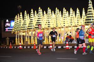 BIB: 41333, 424
                            <button type="button" onclick="openModal(16535500)" class="btn btn-primary btn-sm float-right btn-popup" data-toggle="modal" data-target=".modal-high-quality">
                        <i class="fas fa-shopping-cart"></i> Add to Cart
                    </button>
                                            <button type="button" onclick="isThisMe(16535500, true)" class="btn btn-success btn-sm float-right btn-popup btn-isme hidden" data-toggle="tooltip" data-placement="bottom" title="นี่คือรูปของคุณใช่ไหม คลิกที่นี่เพื่อเอาเข้าอัลบั้ม">
                        <i class="fas fa-plus"></i> Add to album
                    </button>
                    <button type="button" onclick="isThisMe(16535500, false)" class="btn btn-warning btn-sm float-right btn-popup btn-isnotme hidden">
                        <i class="fas fa-ban"></i> Remove from album
                    </button>